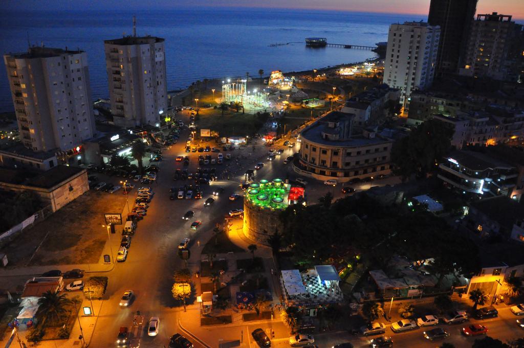 Maksimilian Apartament Durres Exterior photo